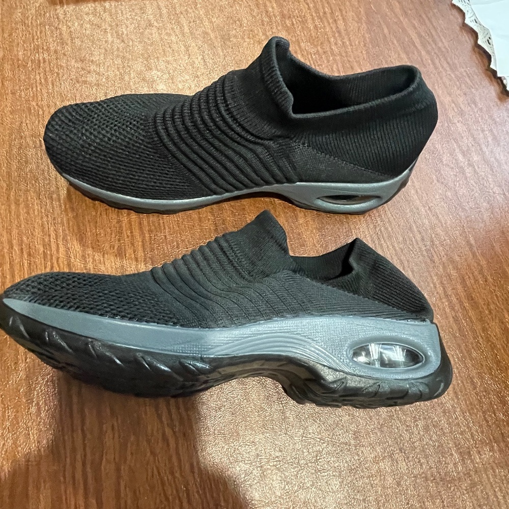 OrthoFit Cloud Ortho-Relief shoes with Insoles.  Black, Women's Size 8